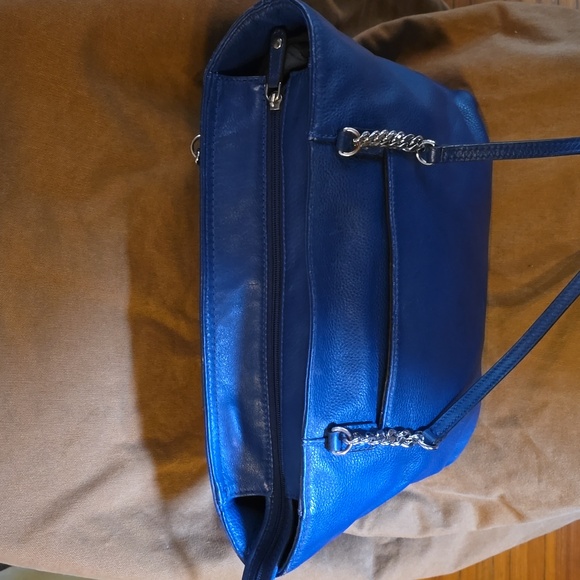 Michael Kors blue handbag - Picture 2 of 4
